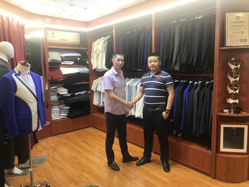重庆七线服饰旗下品牌 楠晟网络——连接时尚与数字化的新桥梁